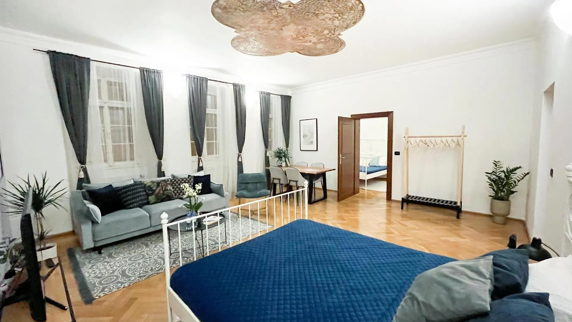 Apartament Best Price & Location - Historic Square Residency Praga